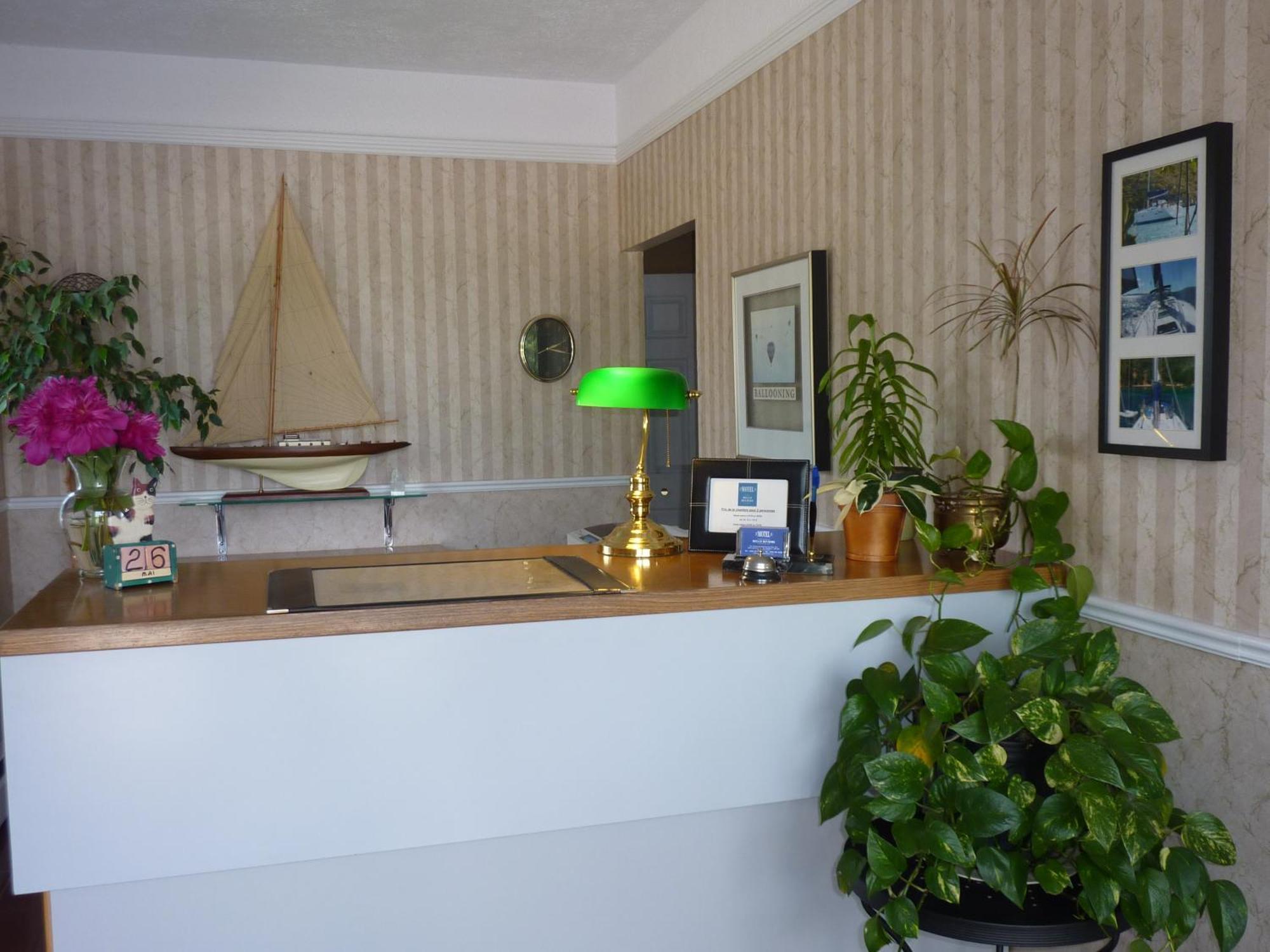 Motel Belle Riviere Saint-Jean-sur-Richelieu Eksteriør billede